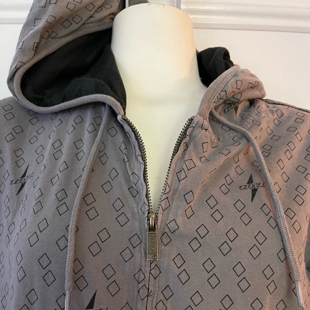 Hoodie - Picture 3 of 4